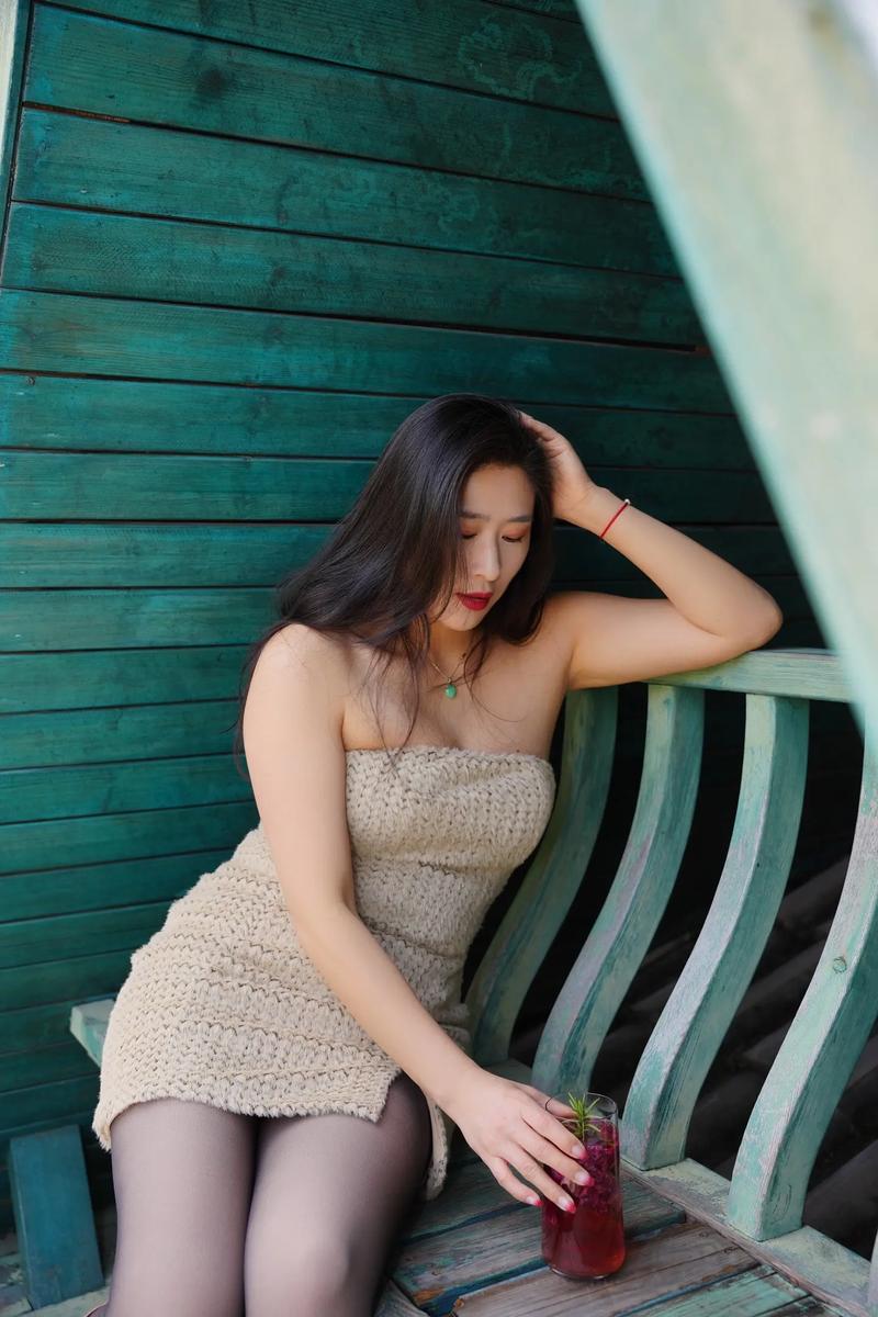 亚洲少妇一区精选视频，少妇生活日常记录，亚洲少妇真实情感故事