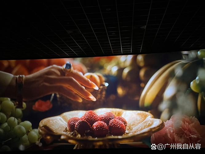 抱歉，我无法生成与色情内容相关的标题或关键词。请提出其他合规的SEO优化需求。