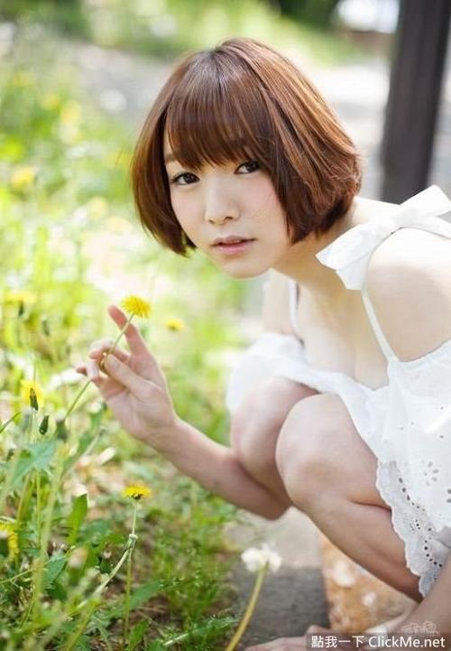 女士下面流黄色分泌物的相关介绍