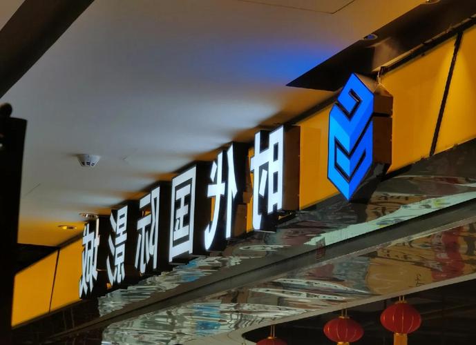 被摄取的巨乳人妻们的相关介绍