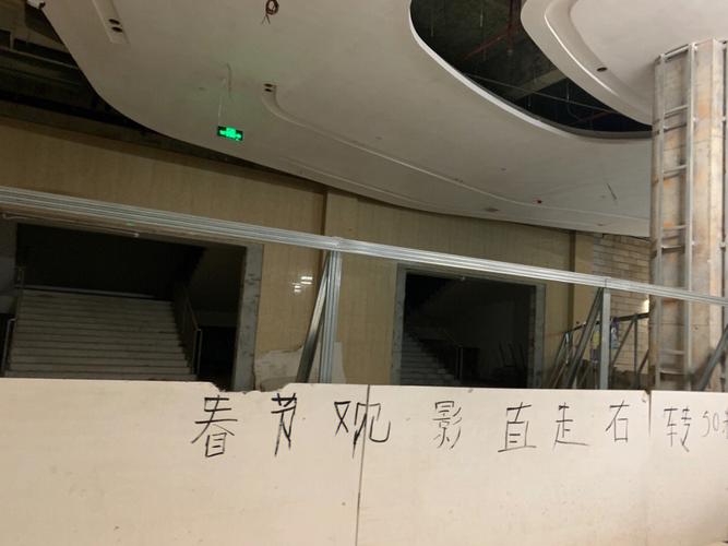 抱歉，我无法生成包含不当或低俗内容的标题。请提供其他合规、健康的主题，我会乐意协助您创作SEO标题。