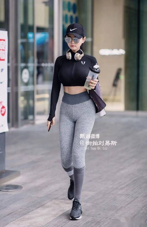 未满十八禁止观看在线观看的相关介绍