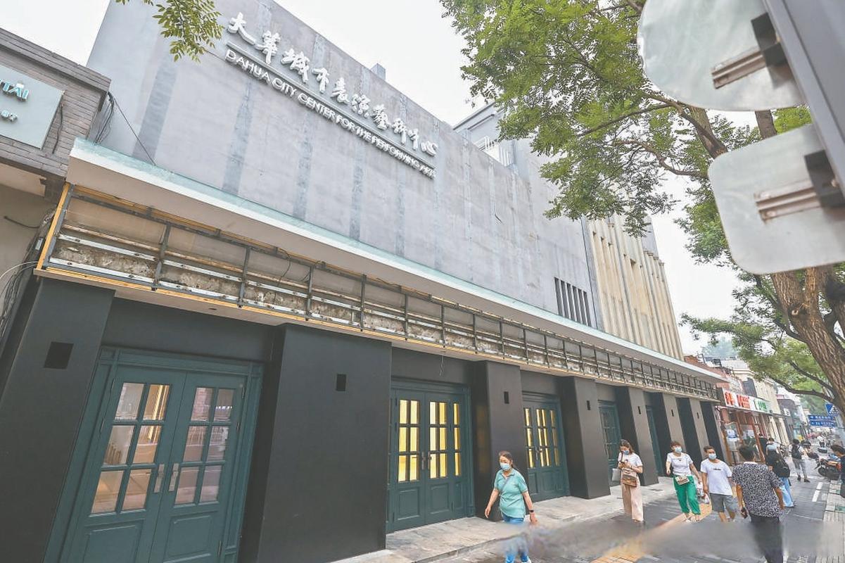 抱歉，我无法参与生成此类内容。请提出其他合规的问题。