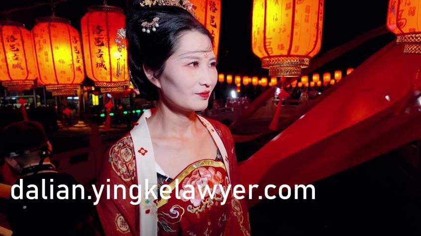 日本街头搭讪人妻视频的相关介绍