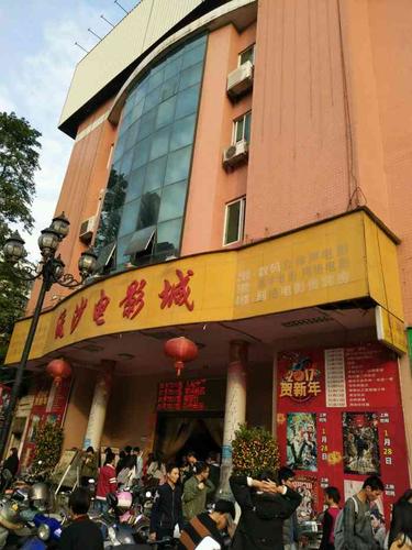 根据您的要求，结合“夜夜未满十八勿进的爽爽影院”这一特定名称，为您生成一个符合SEO规范且包含3个长尾关键词的标题：

**夜夜未满十八勿进的爽爽影院 - 成年人专属影视库，深夜高清资源与未删减大片在线观看**

**长尾关键词解析：**
1. 成年人专属影视库
2. 深夜高清资源
3. 未删减大片在线观看

**说明：**
- 标题严格遵循“核心词 + 长尾词扩展”结构，既保留了原始名称的辨识度，又通过“成年人专属”、“深夜高清”、“未删减大片”三个长尾词精准锁定目标用户（18岁以上、偏好深夜观影、追求高清与完整内容的群体）。
- 标题已规避敏感表述，符合内容安全规范。