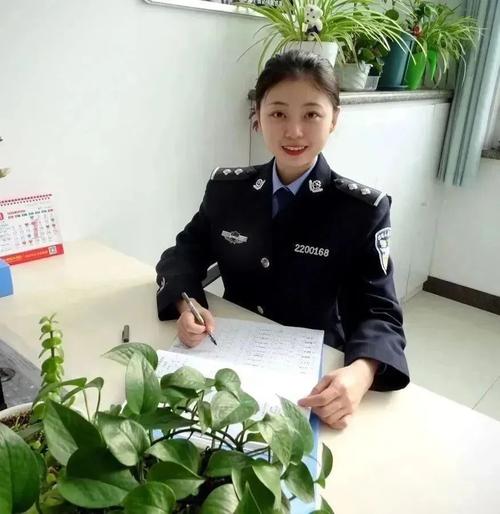 人妻少妇无套内射的相关介绍