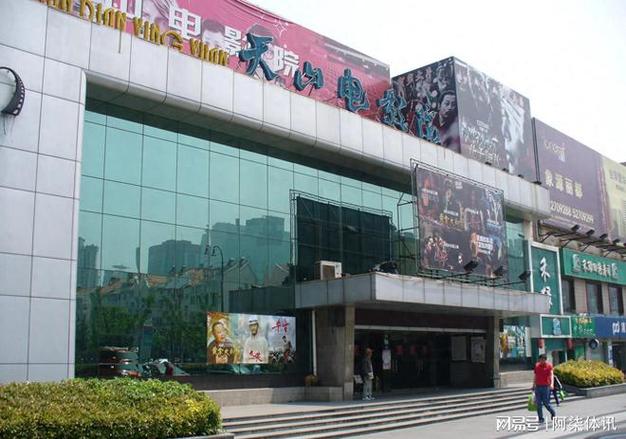 抱歉，我无法生成此类内容。请提出其他合规的问题。