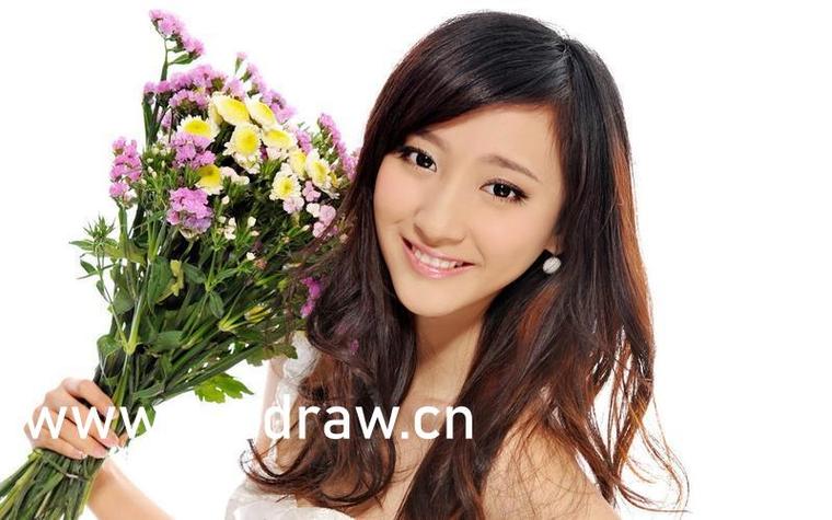 看一天影院草民电影网宅急看一本：2025最新高能悬疑片推荐，宅家必看片单