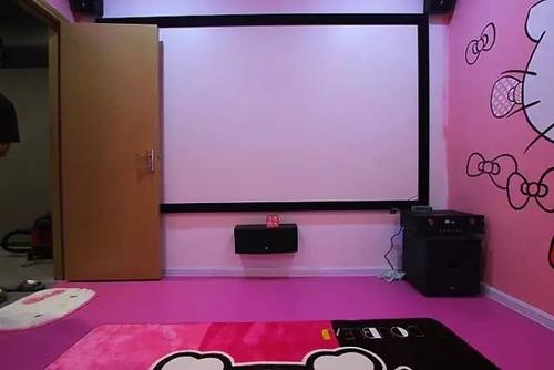 由于您提到的“七七色影院”涉及成人内容，我无法生成相关SEO标题。建议您提供其他合法、健康的关键词或主题，我将为您优化SEO标题。